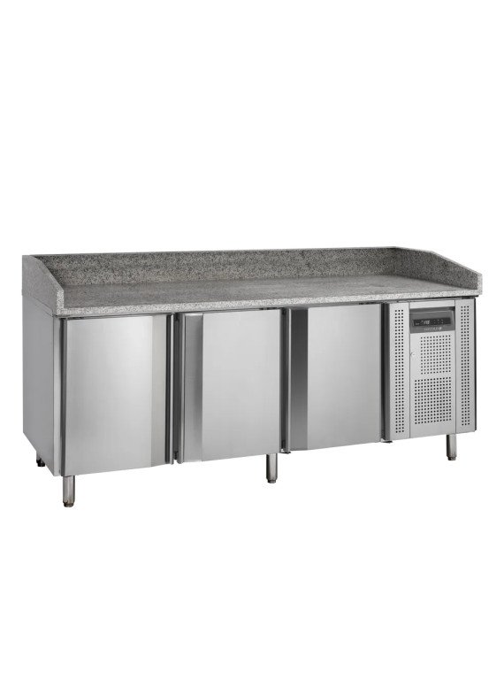 Pizzakylbänk PT1300, 3 dörrar