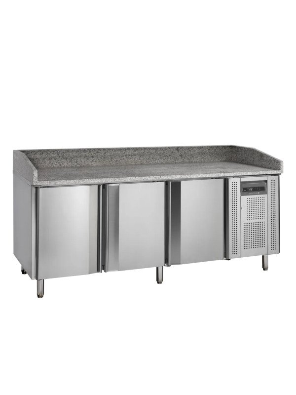 Pizzakylbänk PT1300, 3 dörrar